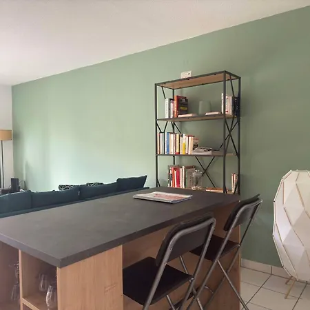 Daire Maison De 82m2 Proche Du Mans Avec Parking Prive