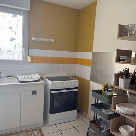 Maison De 82m2 Proche Du Mans Avec Parking Prive Daire