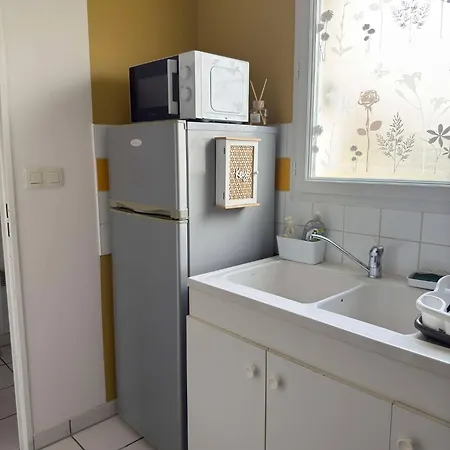 Maison De 82m2 Proche Du Mans Avec Parking Prive Daire Ruaudin