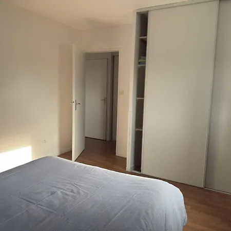 Maison De 82m2 Proche Du Mans Avec Parking Prive شقة *