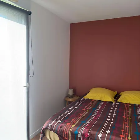 Maison De 82m2 Proche Du Mans Avec Parking Prive Daire