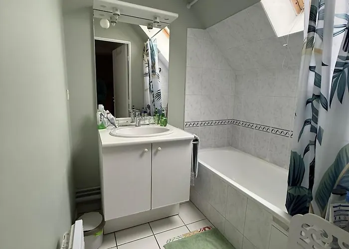 Appartamento Maison De 82m2 Proche Du Mans Avec Parking Privé