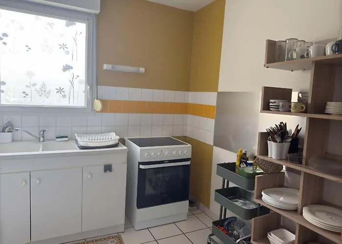 Maison De 82m2 Proche Du Mans Avec Parking Privé Appartamento